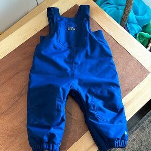 Patagonia snow bib 6M